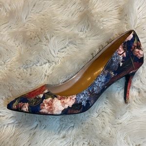 Linea Donna Floral Pumps 8M